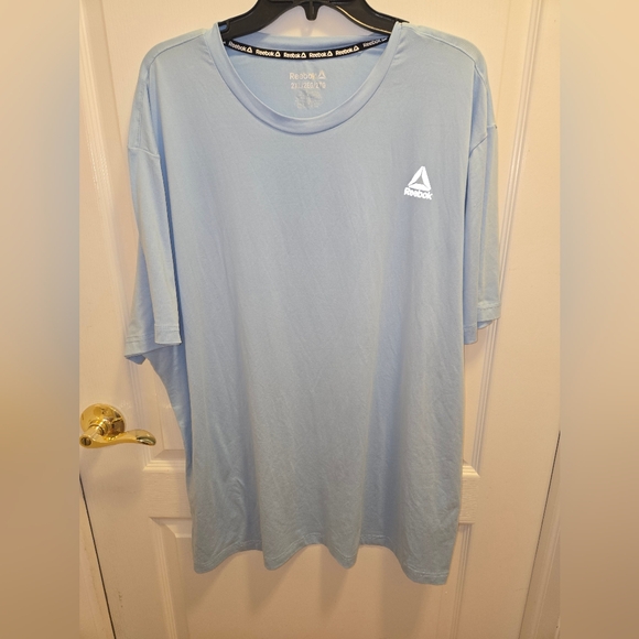 Reebok Other - Reebok Men's Light Blue Short Sleeve Tee 2XL